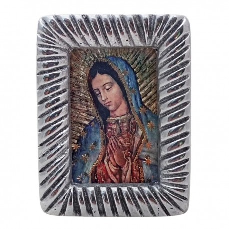 Virgen con marco de metal