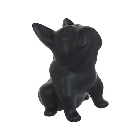 Perro sentado negro