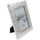 Portarretrato QUADRUM gunmetal marco ancho con texturas onduladas 5x7 pulgadas