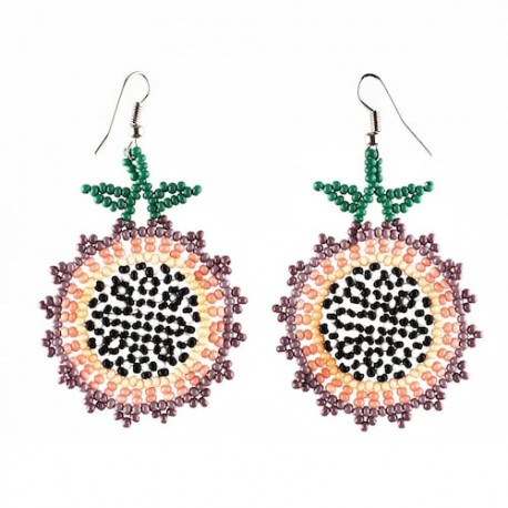 Aretes triangular chaquira morado