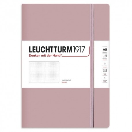 Polvo punteado de cuaderno mediano